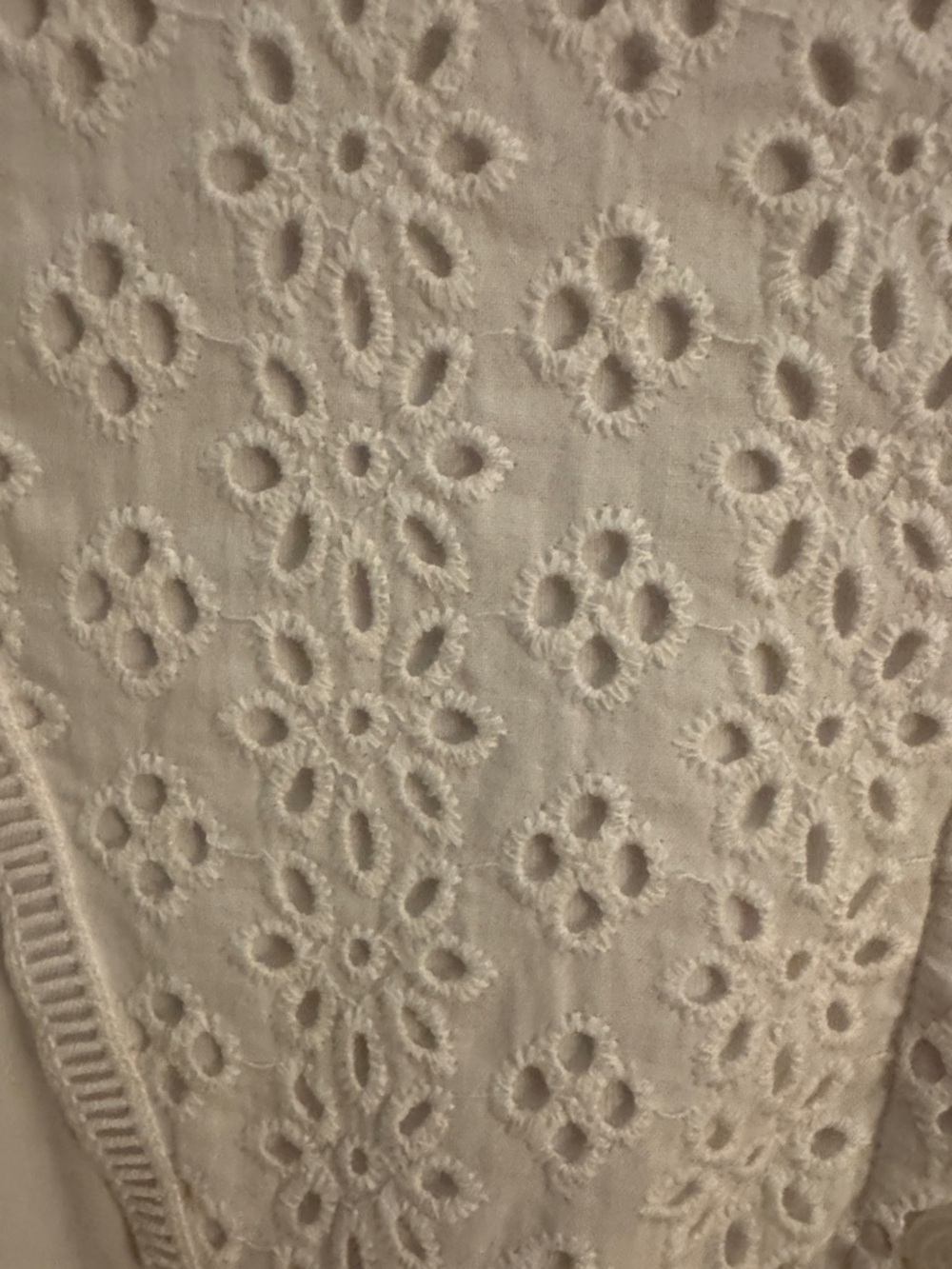 🐷 Isaac Mizrahi Live! Knit Half Placet White Eyelet Panel Top A498809 - Picture 6 of 13